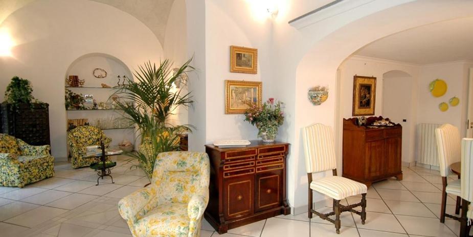 شقة Amalfi Centre Flats المظهر الخارجي الصورة